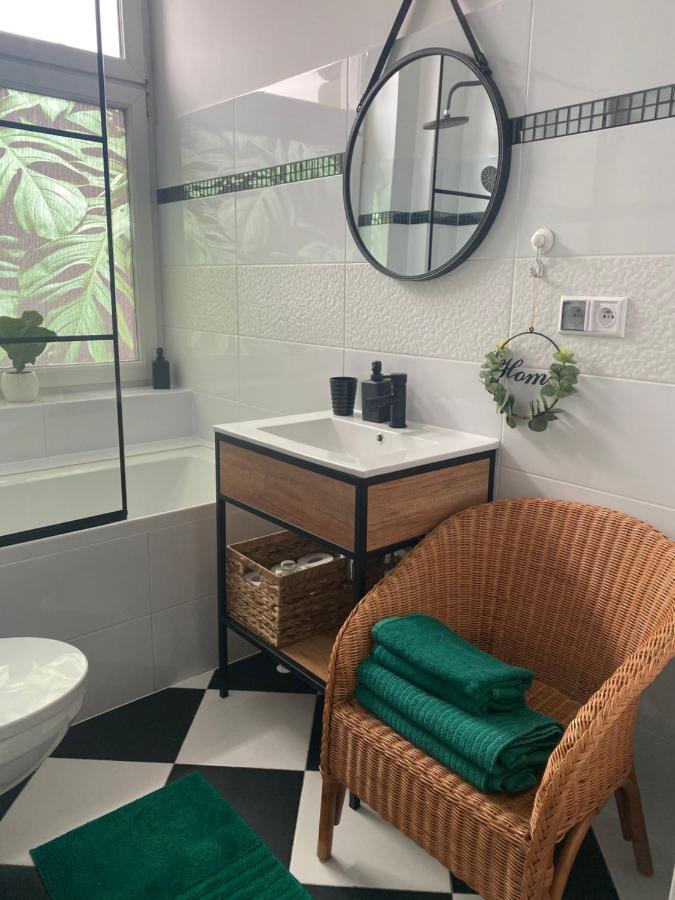 Apartament Bellapola Nysa Exteriör bild