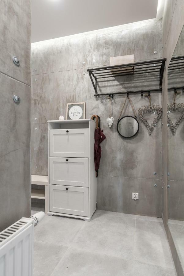Apartament Bellapola Nysa Exteriör bild
